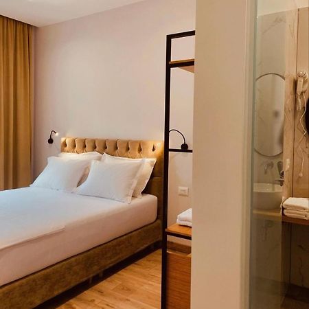 Merly Hotel Permet Ngoại thất bức ảnh