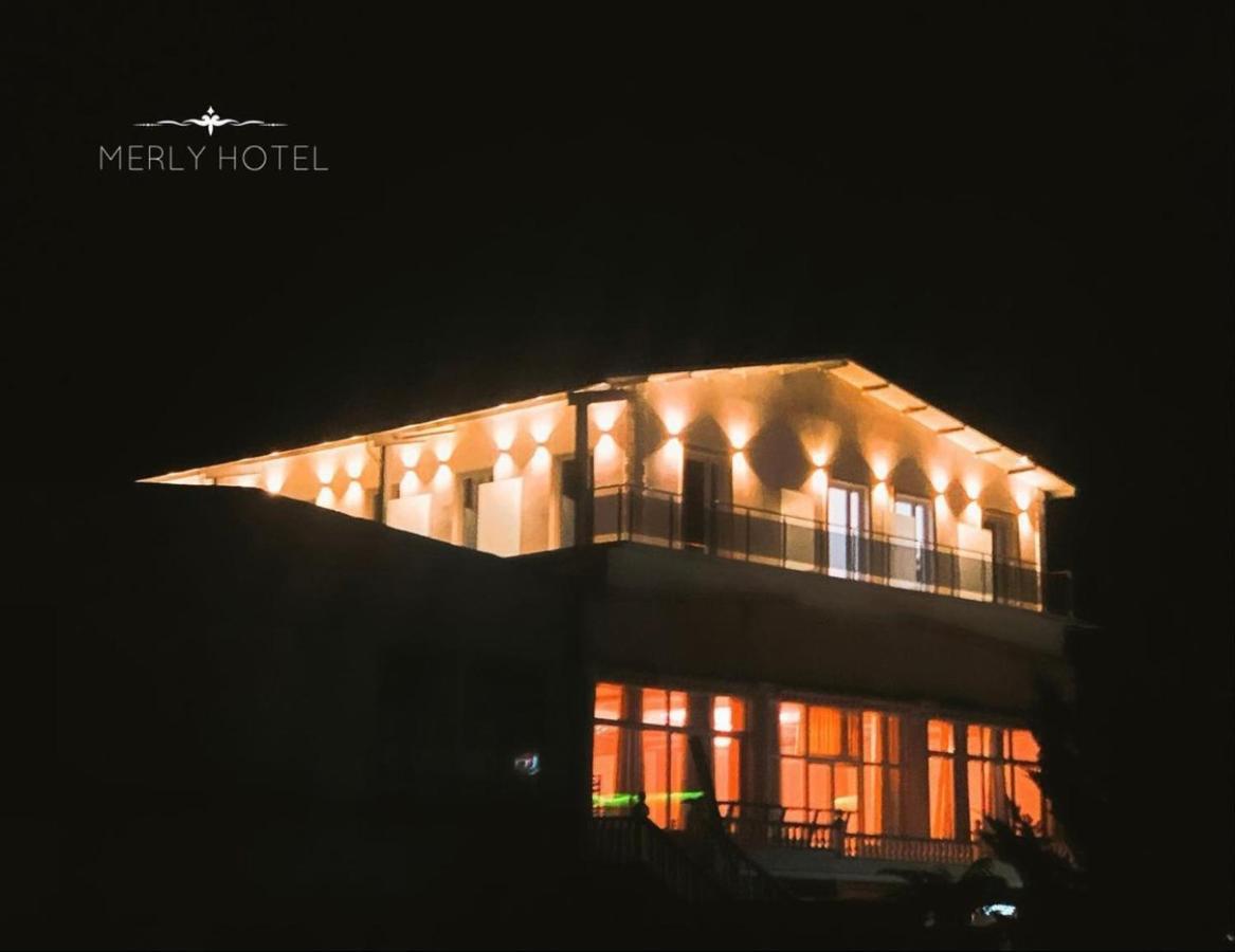 Merly Hotel Permet Ngoại thất bức ảnh